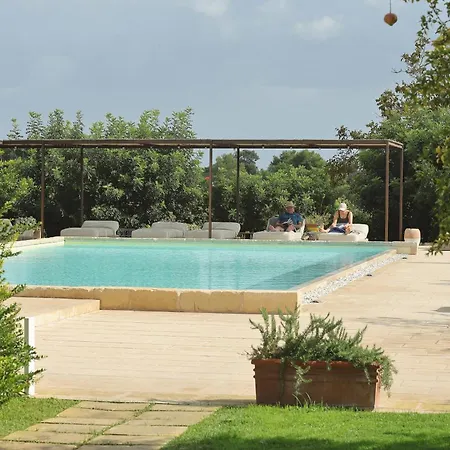 Masseria Borgo Sentinella アパートホテル