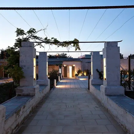 Masseria Borgo Sentinella 4* Torre dell'Orso