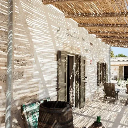 Masseria Borgo Sentinella Aparthotel 4*