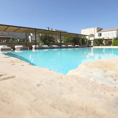 מלון דירות Masseria Borgo Sentinella 4*