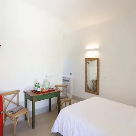 Masseria Borgo Sentinella 4*